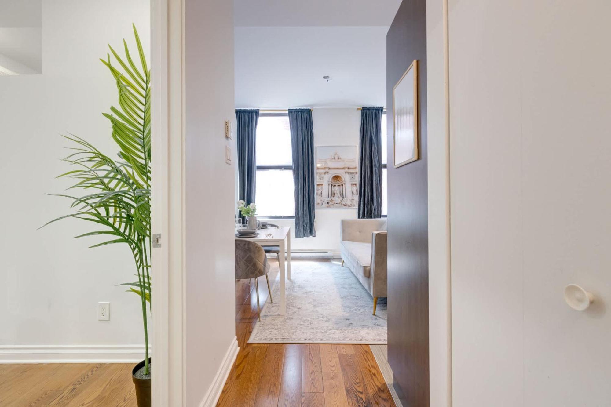 M11 - Stylish & Cozy 2Bdr In Plateau Montreal Apartment Luaran gambar